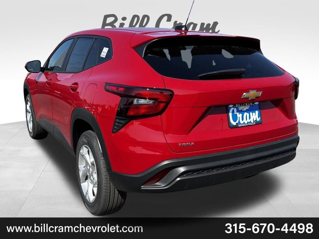 New 2026 Chevrolet Trax LS w/ LS Convenience Package FWD image 25