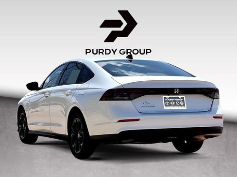 Used 2025 Honda Accord SE image 6