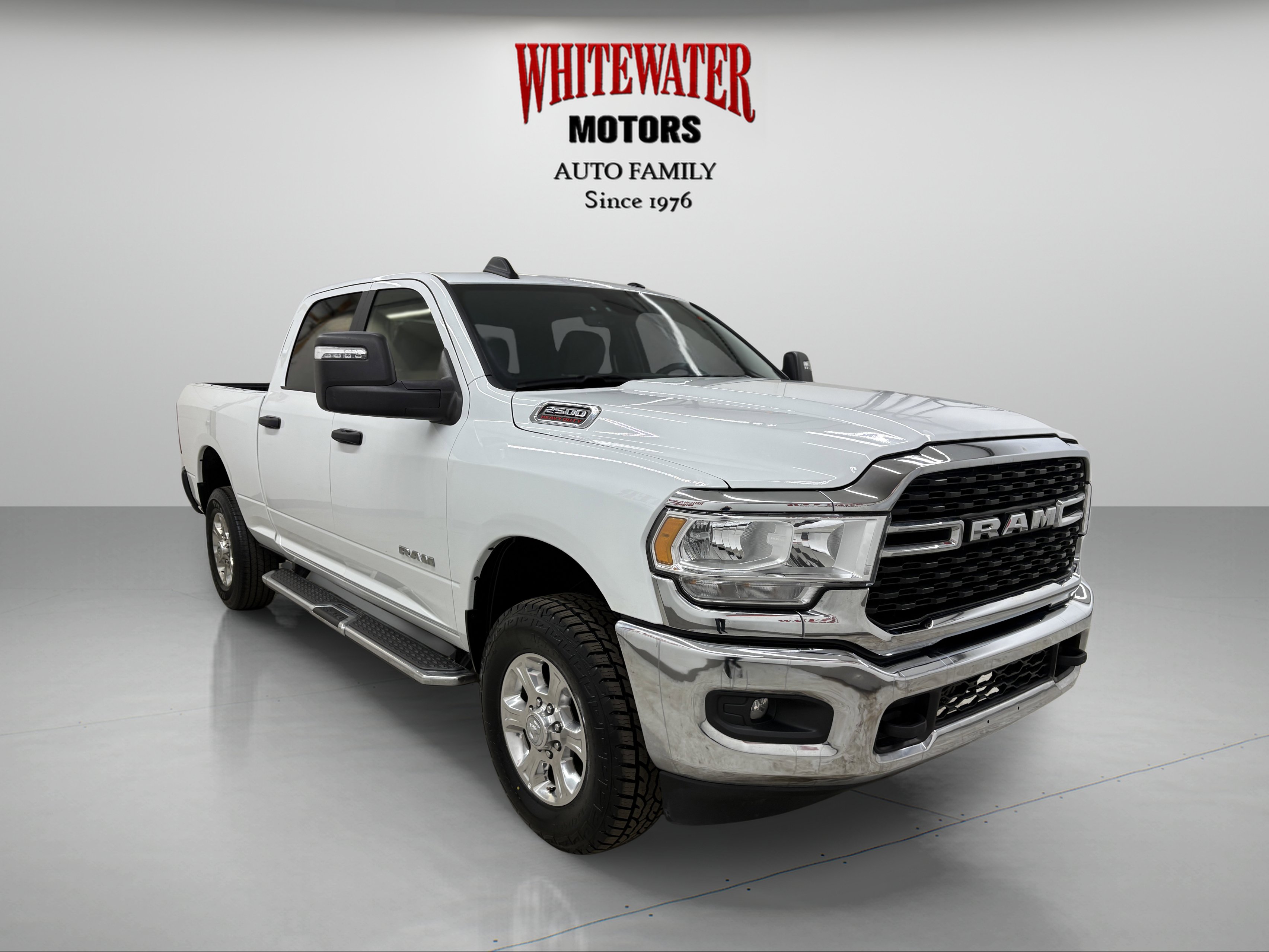 Used 2024 RAM 2500 Big Horn AWD/4WD image 5