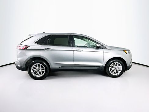 Used 2023 Ford Edge SEL image 10