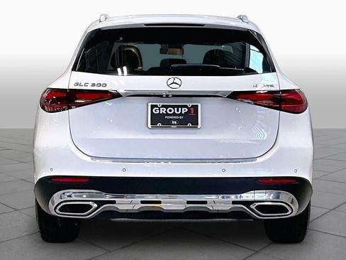 Used 2023 Mercedes-Benz GLC 300 4MATIC image 5