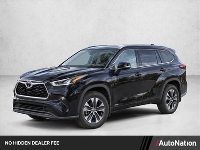 Used 2026 Toyota Highlander XLE