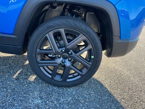 New 2026 Jeep Compass Limited AWD/4WD image 22