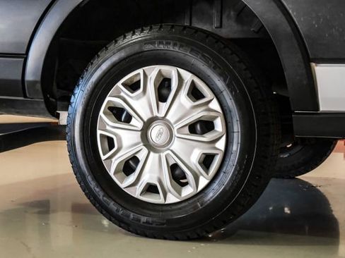 Used 2023 Ford Transit 350 XLT image 46