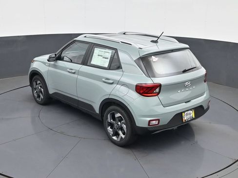New 2026 Hyundai Venue SEL FWD image 19