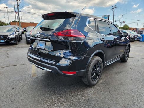 Used 2019 Nissan Rogue S image 7