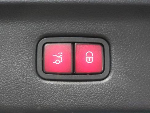 Used 2023 Mercedes-Benz S 580 4MATIC Sedan w/ AMG Line image 35