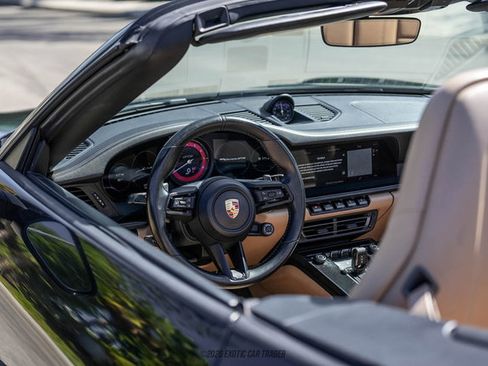 Used 2024 Porsche 911 Cabriolet image 26