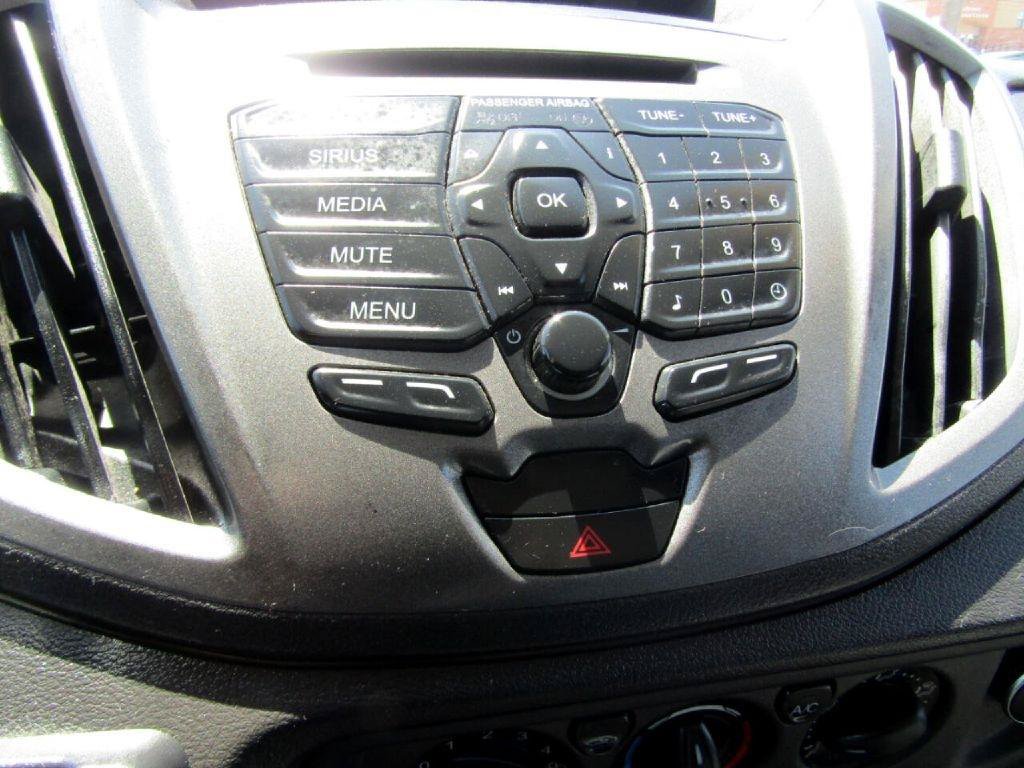 Used 2020 Ford Transit 250 Medium Roof RWD image 24