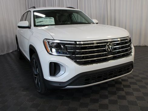 New 2026 Volkswagen Atlas SE image 31