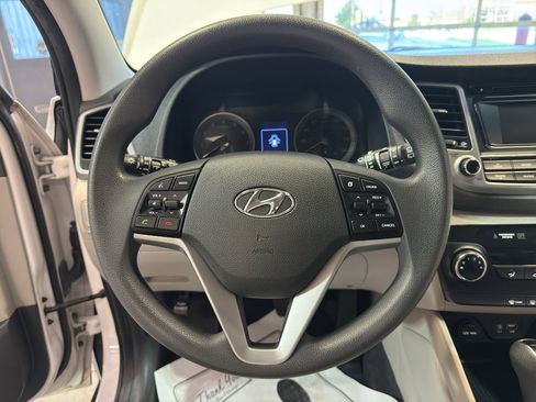 Used 2017 Hyundai Tucson SE FWD image 15