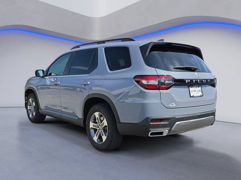 New 2026 Honda Pilot EX-L image 3