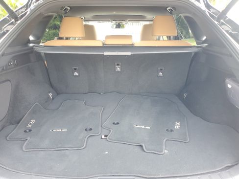 Used 2025 Lexus RX 350 Premium w/ Accessory Package (Z1) image 8