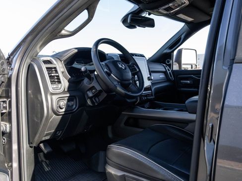 Used 2024 RAM 2500 Laramie w/ Night Edition image 13