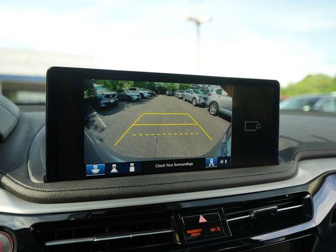 Certified 2025 Acura MDX SH-AWD image 28