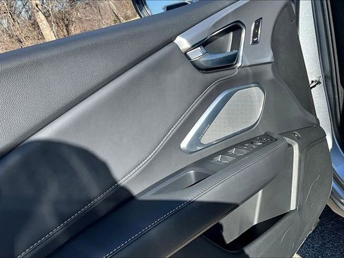 Used 2025 Acura RDX w/ Technology Package image 17