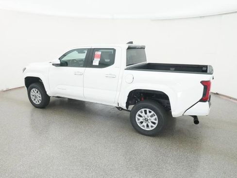 New 2026 Toyota Tacoma SR5 AWD/4WD image 9