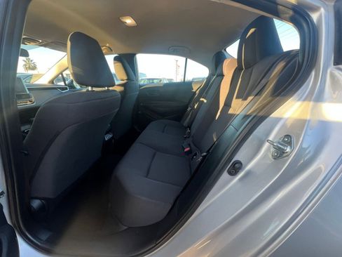Used 2025 Toyota Corolla LE image 25