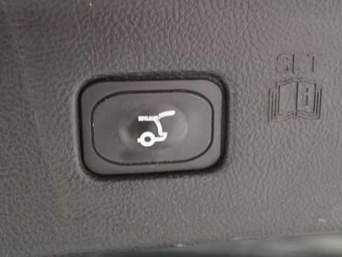 Used 2024 Ford Edge ST-Line AWD/4WD image 15
