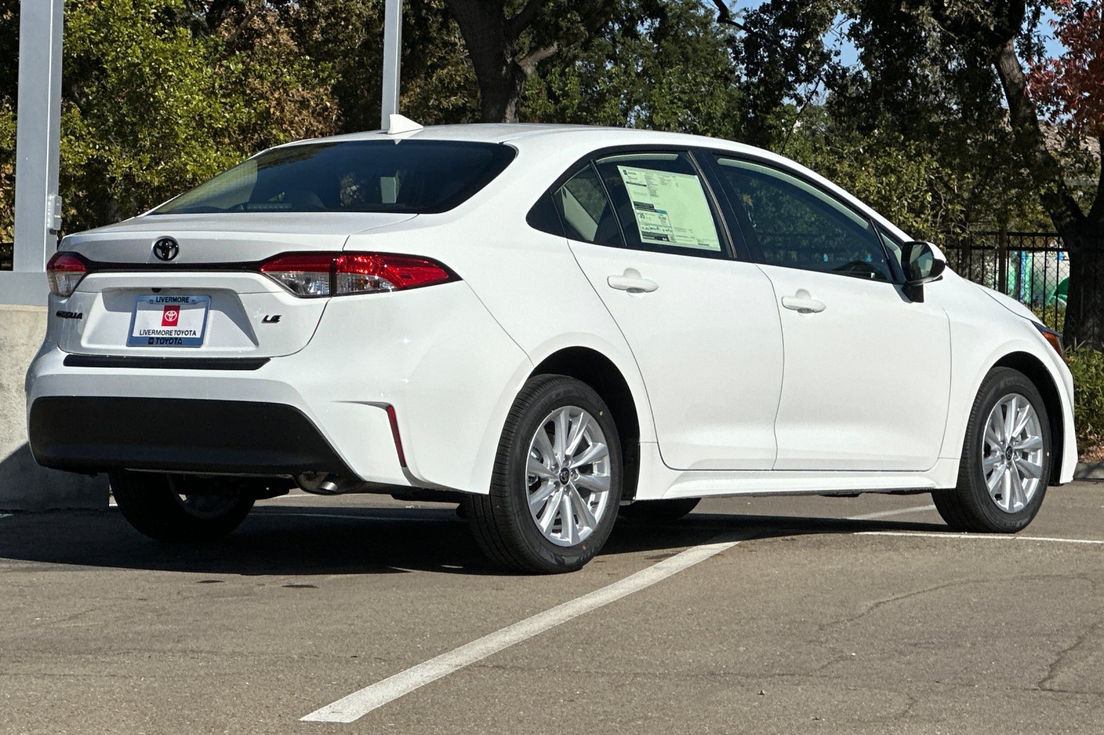 New 2027 Toyota Corolla LE w/ LE Premium Package FWD image 4