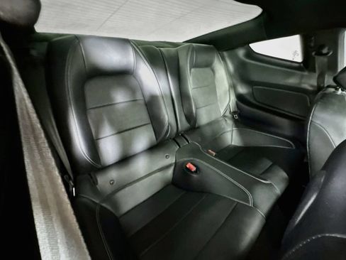 Used 2019 Ford Mustang GT Premium w/ GT Performance Package RWD image 33