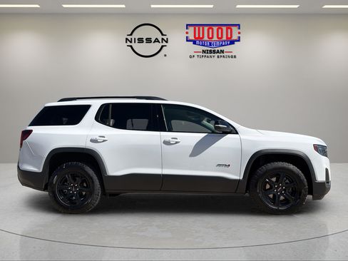 Used 2023 GMC Acadia AT4 w/ Technology Package AWD/4WD image 2