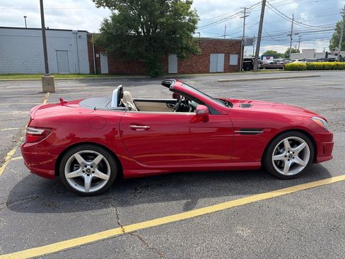 Used 2014 Mercedes-Benz SLK 350 image 26