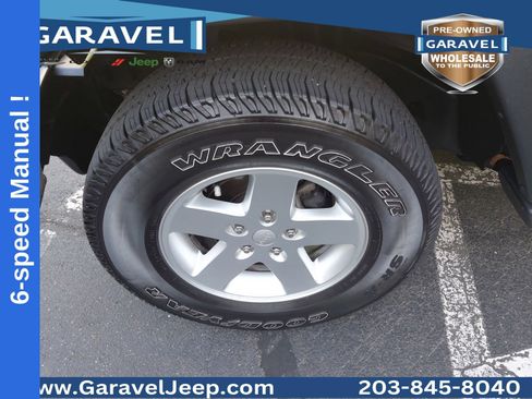 Used 2016 Jeep Wrangler Sport w/ Quick Order Package 23S AWD/4WD image 18