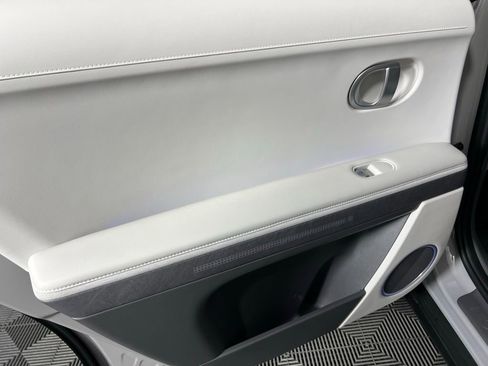 Used 2023 Hyundai Ioniq 5 SEL image 27