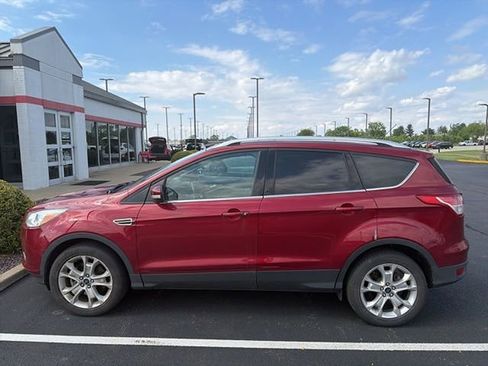 Used 2016 Ford Escape Titanium AWD/4WD image 3