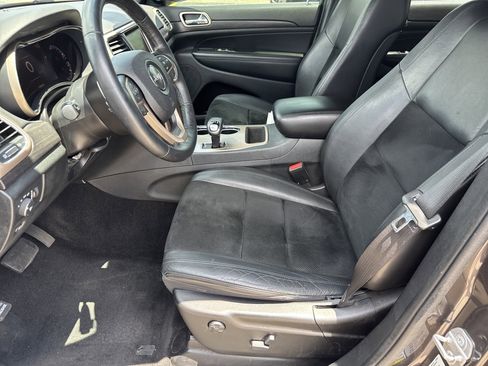 Used 2015 Jeep Grand Cherokee Altitude AWD/4WD image 5