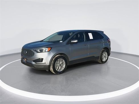 Certified 2023 Ford Edge SEL image 4