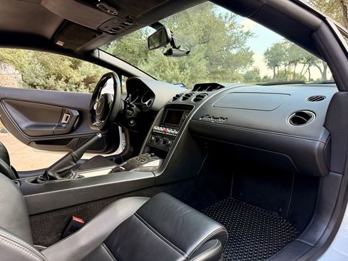 Used 2012 Lamborghini Gallardo LP 550-2 image 21