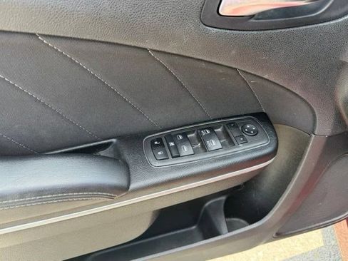 Used 2022 Dodge Charger Scat Pack w/ Dynamics Package RWD image 13