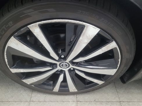 Used 2020 Nissan Altima 2.5 SR w/ Premium Package FWD image 30