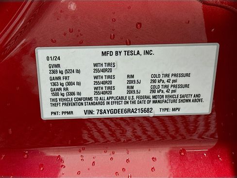 Used 2024 Tesla Model Y Long Range AWD/4WD image 12