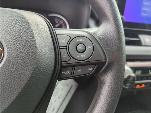 New 2025 Toyota RAV4 XLE image 17