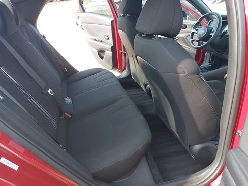 Certified 2025 Hyundai Elantra Sport FWD image 11