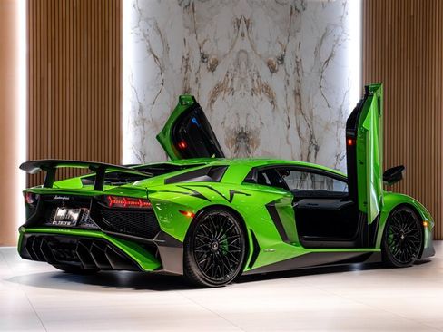 Used 2016 Lamborghini Aventador LP 750-4 Superveloce AWD/4WD image 6
