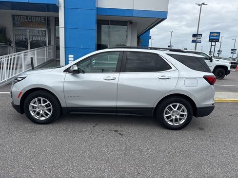 Used 2022 Chevrolet Equinox LT FWD image 1