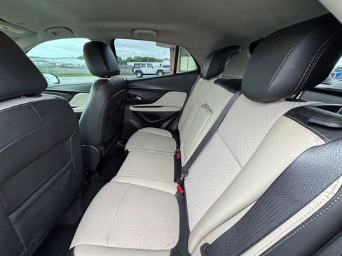 Used 2020 Buick Encore Preferred w/ Safety Package FWD image 15