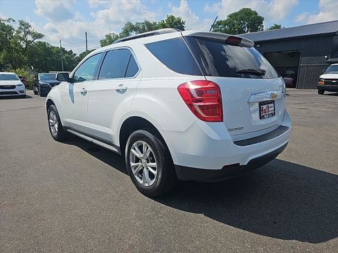 Used 2017 Chevrolet Equinox LT FWD image 7