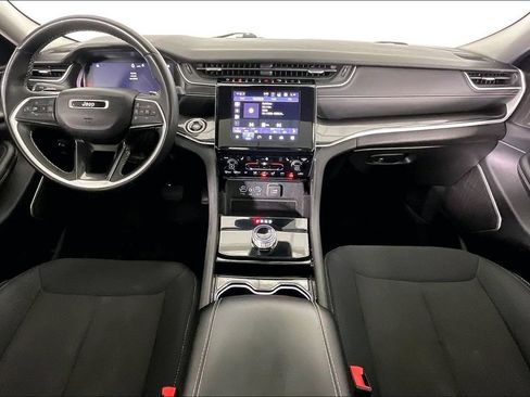 Used 2022 Jeep Grand Cherokee L Laredo w/ Luxury Tech Group I AWD/4WD image 18
