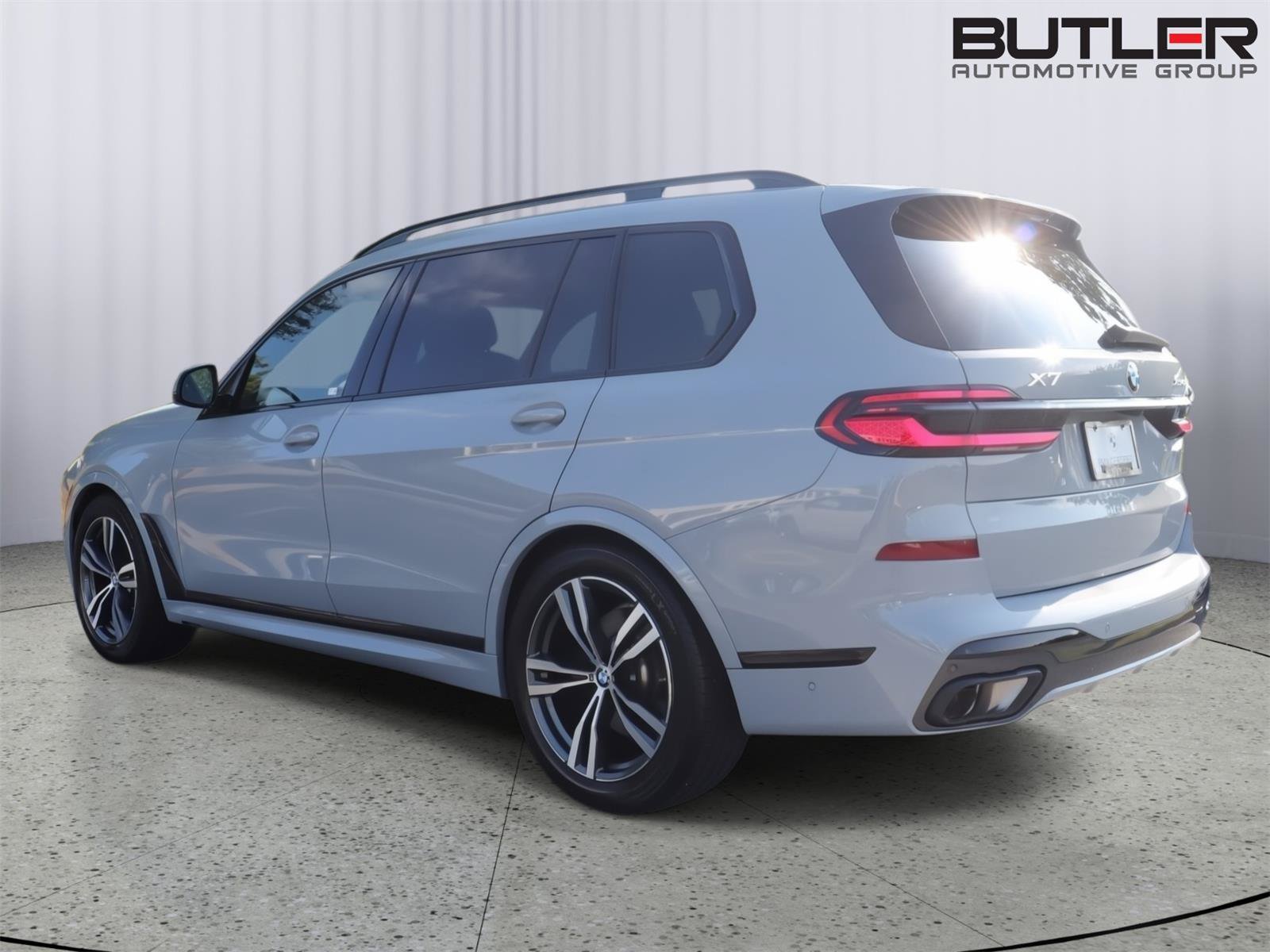 Used 2026 BMW X7 xDrive40i AWD/4WD image 5