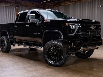 Used 2025 Chevrolet Silverado 2500 LT w/ Z71 Chrome Sport Edition