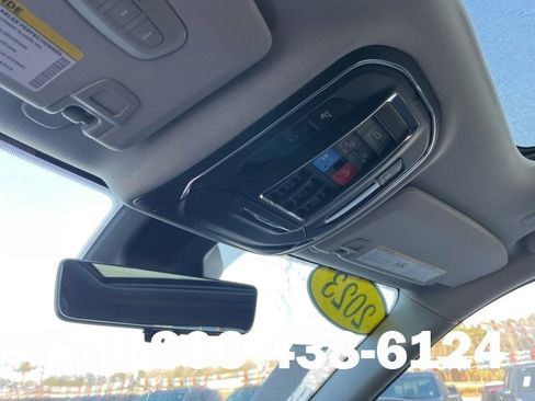 Used 2023 Jeep Grand Cherokee 4WD 4xe w/ Luxury Tech Group II image 29