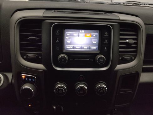 Used 2022 RAM 1500 Tradesman w/ Chrome Appearance Group image 25