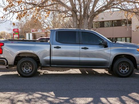 Used 2021 Chevrolet Silverado 1500 Custom image 4