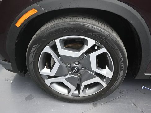 Used 2024 Hyundai Palisade SEL w/ Premium Package FWD image 9