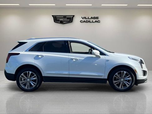 Used 2021 Cadillac XT5 Premium Luxury FWD image 6